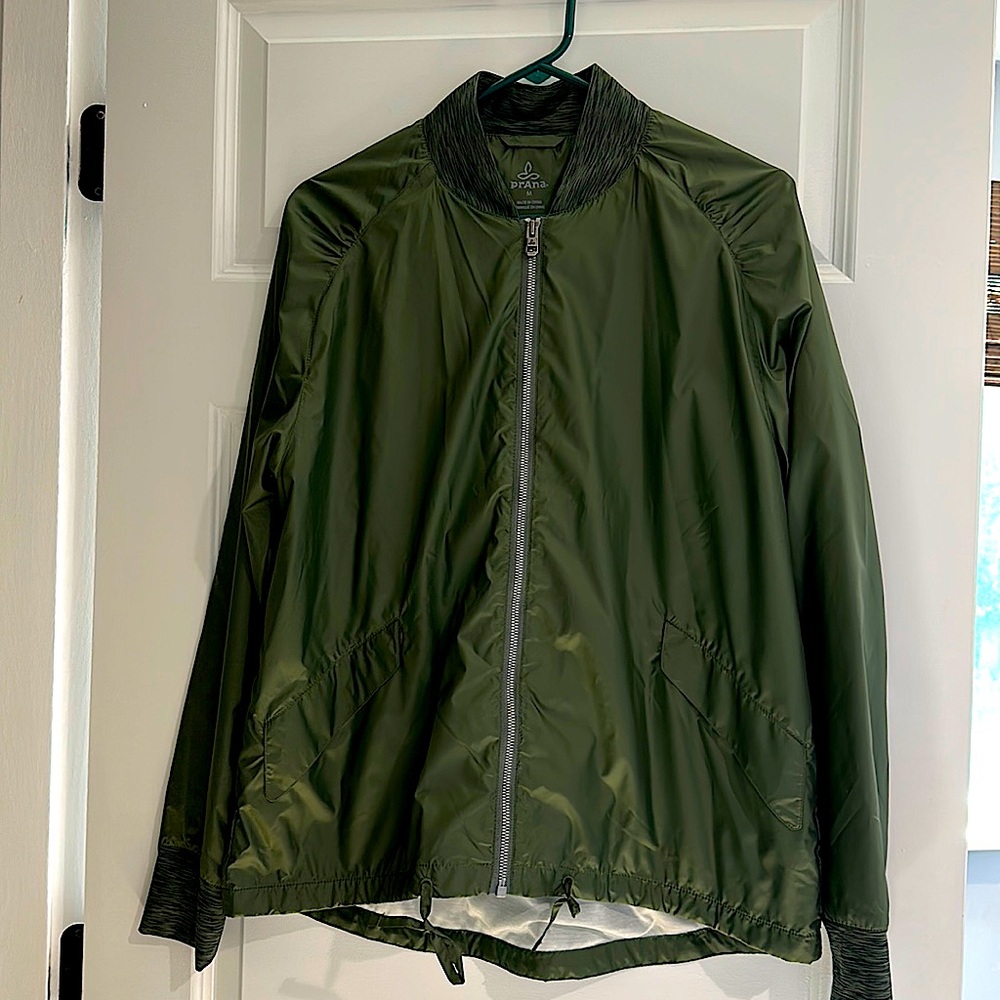 Prana bomber, army green, M